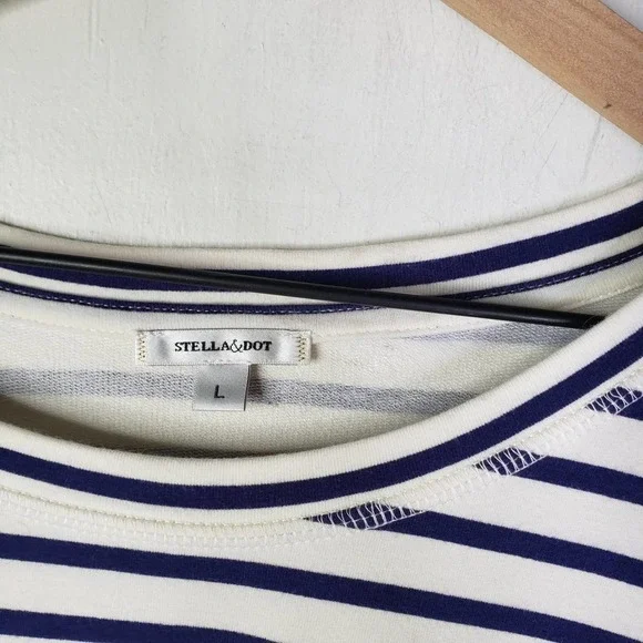 Stella & Dot Crush It Stripe Sweatshirt Top Zip Hem L Navy‎ Blue Off White - Picture 3 of 9